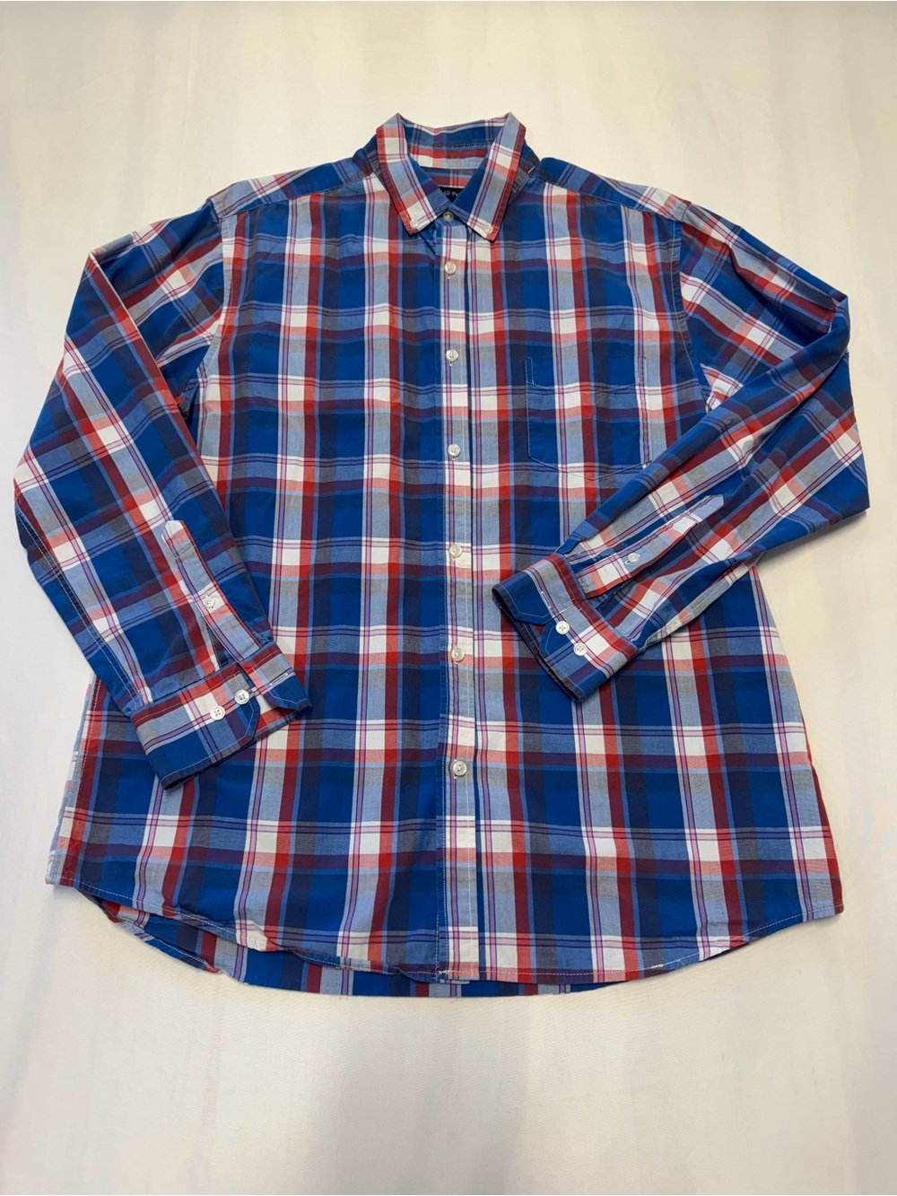 Men's Blue and Red Plaid Long-Sleeve Button-Down Shirt